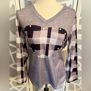 Valentine’s Day Grey & Black Heart Long Sleeved Shirt, Size Medium-New